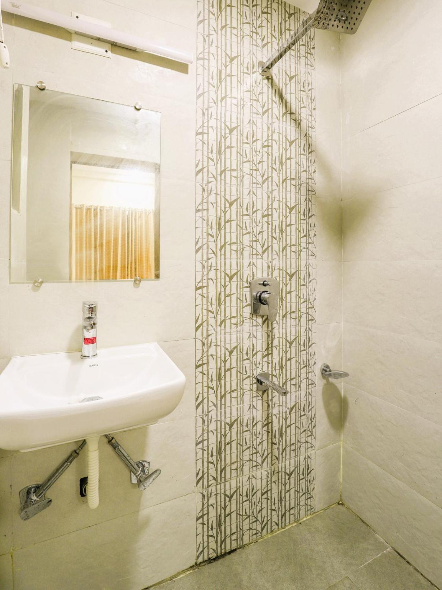 Stayguru Hotel Atithi Bhuj Exterior foto