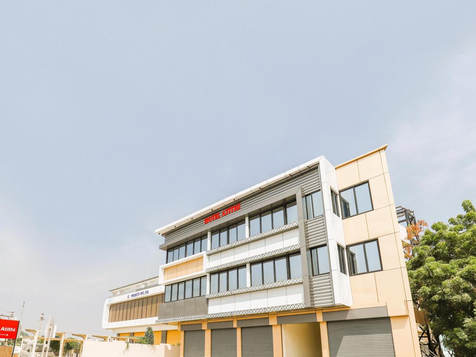Stayguru Hotel Atithi Bhuj Exterior foto